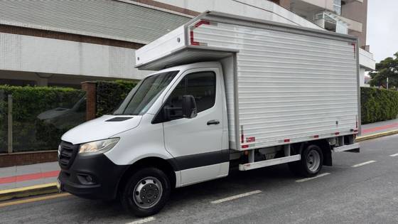 MERCEDES-BENZ SPRINTER 2.2 CDI DIESEL CHASSIS 516 EXTRA LONGO MANUAL